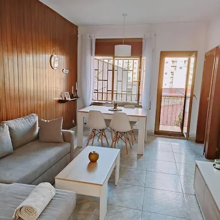 Sant Andreu En 4 Totalmemte Equipado Apartamento Barcelona